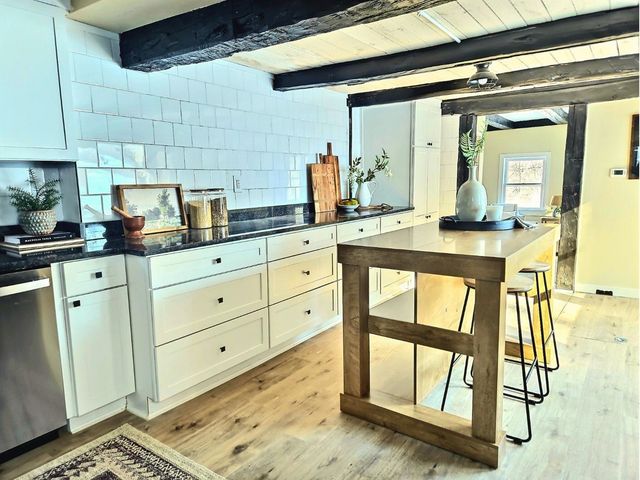 1 Valley Of Industry Road, Boscawen, NH 03303