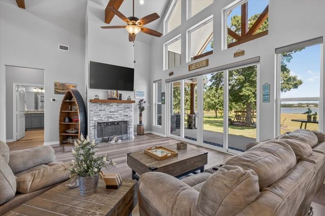 14349 Goliad Drive, Log Cabin, TX 75148