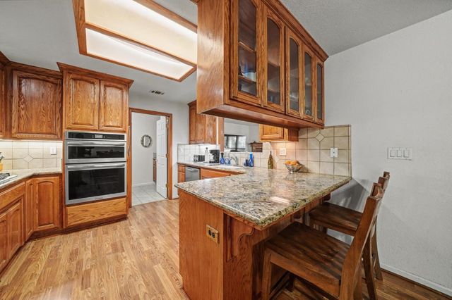 2312 Heinemann Dr, Valley Springs, CA 95252