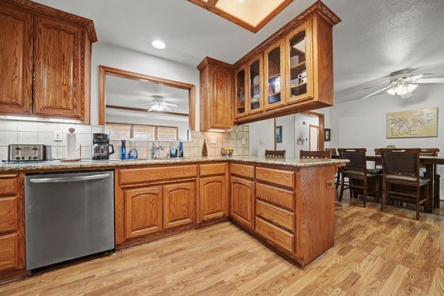 2312 Heinemann Dr, Valley Springs, CA 95252