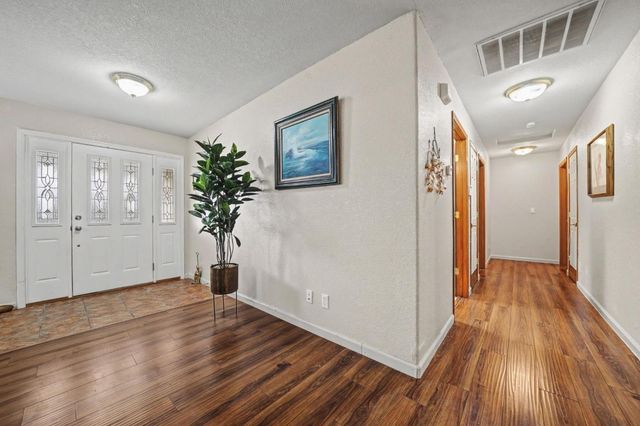 2312 Heinemann Dr, Valley Springs, CA 95252