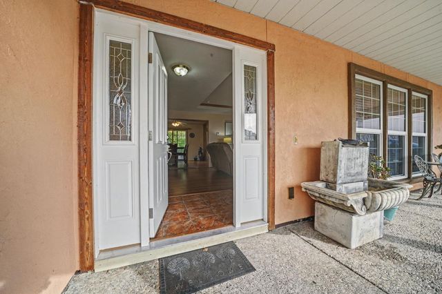 2312 Heinemann Dr, Valley Springs, CA 95252