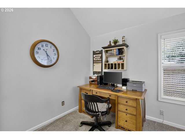 1655 Se DOGWOOD Way, Gresham, OR 97080