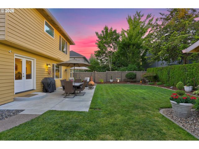 1655 Se DOGWOOD Way, Gresham, OR 97080