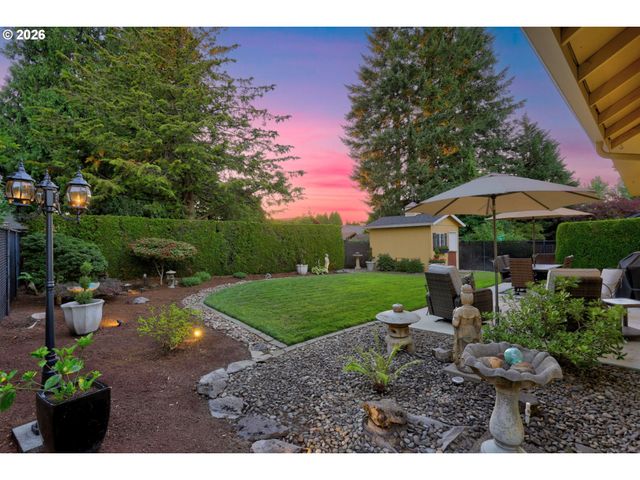 1655 Se DOGWOOD Way, Gresham, OR 97080