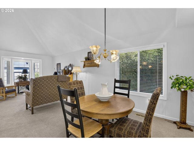 1655 Se DOGWOOD Way, Gresham, OR 97080