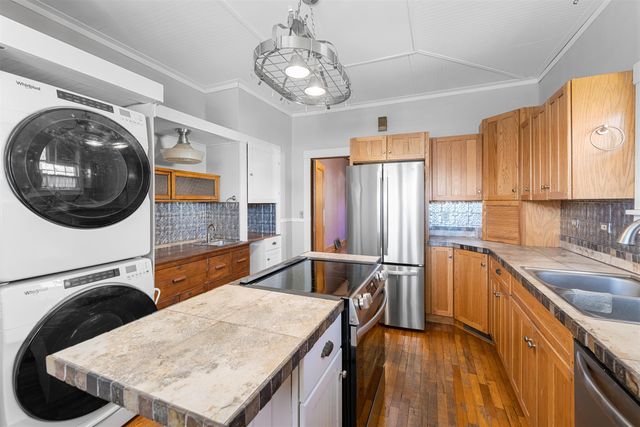 917 S Santa Fe, Salina, KS 67401