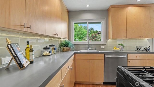 12515 SE 171st Street, Renton, WA 98058