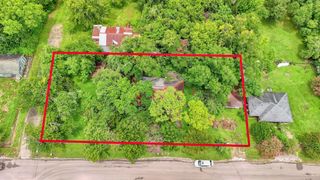 6907 Isla Road, Brookside, TX 77581