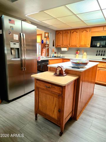 10325 W FLORIADE Drive, Sun City, AZ 85351