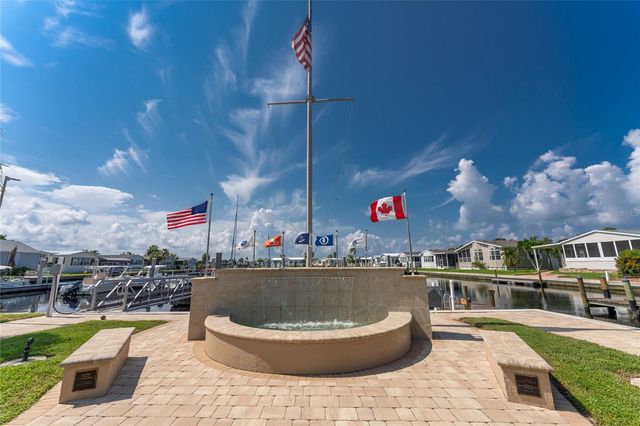 20 HOLLAND DRIVE, Punta Gorda, FL 33950