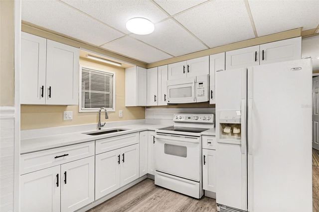 20 HOLLAND DRIVE, Punta Gorda, FL 33950