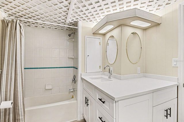 20 HOLLAND DRIVE, Punta Gorda, FL 33950