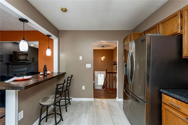 2329 Skidmore Rd, Hempfield Twp, PA 15601