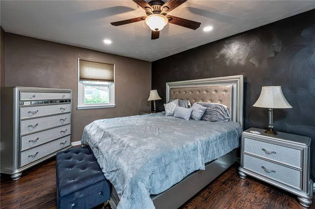 2329 Skidmore Rd, Hempfield Twp, PA 15601