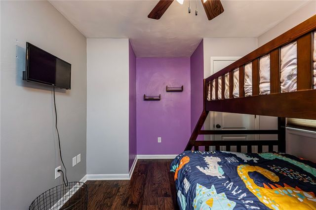 2329 Skidmore Rd, Hempfield Twp, PA 15601