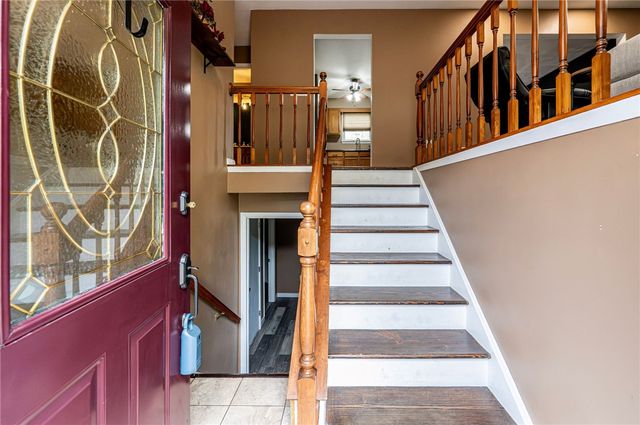 2329 Skidmore Rd, Hempfield Twp, PA 15601