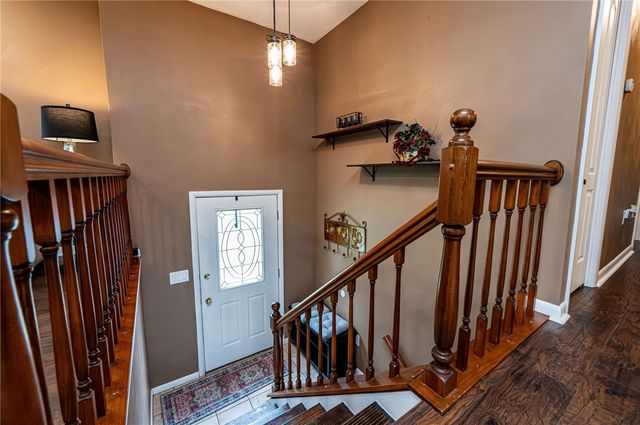 2329 Skidmore Rd, Hempfield Twp, PA 15601