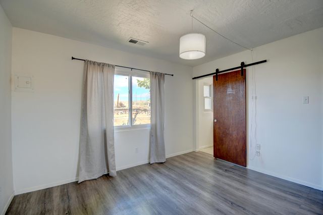 1501 Del Monte Trail SW, Albuquerque, NM 87121