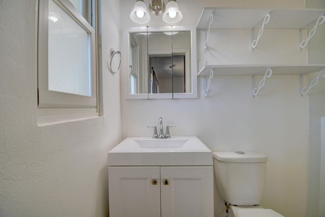 1501 Del Monte Trail SW, Albuquerque, NM 87121