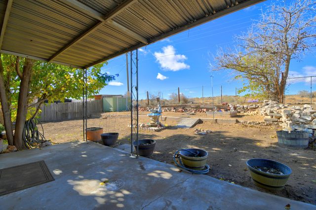 1501 Del Monte Trail SW, Albuquerque, NM 87121