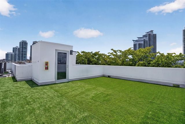 900 4th St 6, Miami Beach, FL 33139