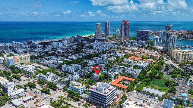 900 4th St 6, Miami Beach, FL 33139