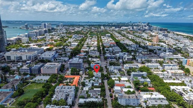 900 4th St 6, Miami Beach, FL 33139