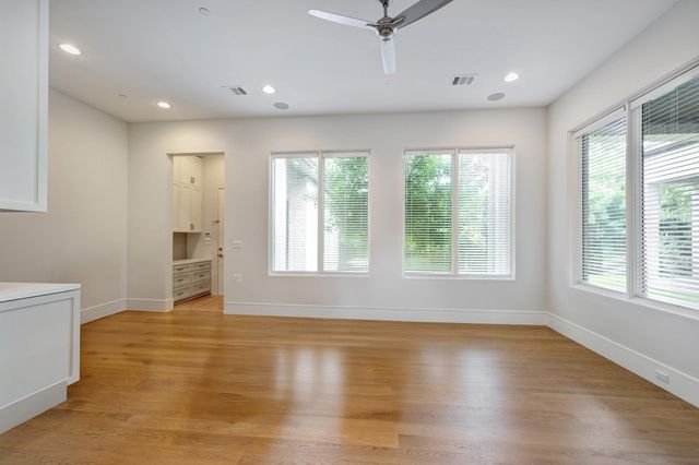 247 Piney Point Road, Piney Point Village, TX 77024