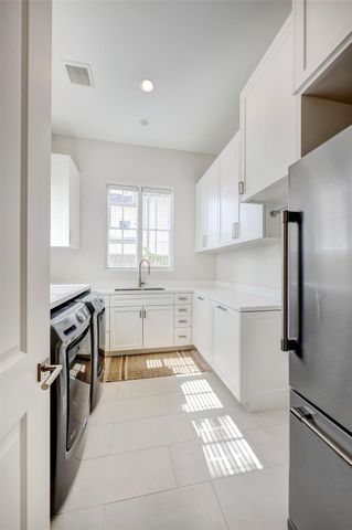 247 Piney Point Road, Piney Point Village, TX 77024