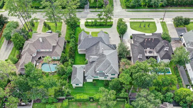 247 Piney Point Road, Piney Point Village, TX 77024