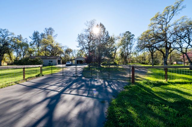 9246 Chaparral, Redding, CA 96001