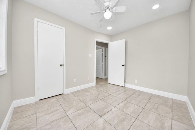 5039 E Pagewick Drive, Houston, TX 77041