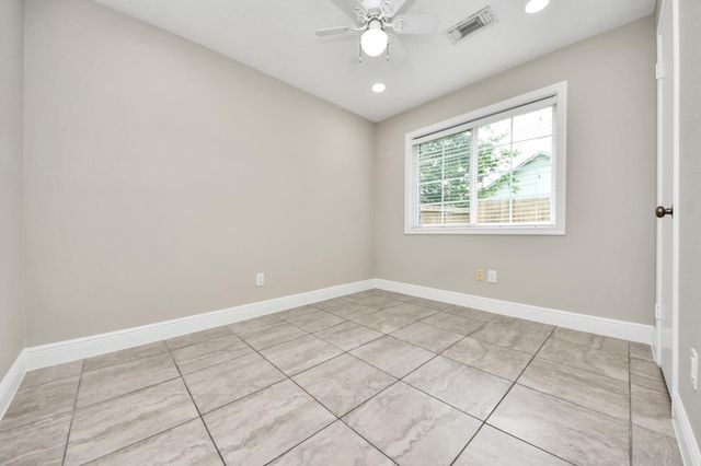 5039 E Pagewick Drive, Houston, TX 77041