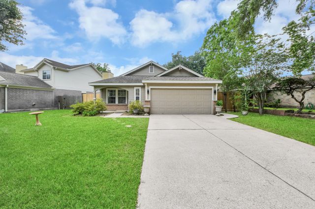 5039 E Pagewick Drive, Houston, TX 77041