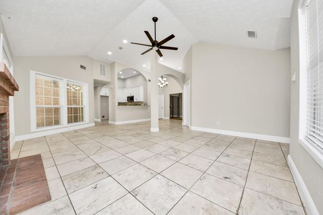 5039 E Pagewick Drive, Houston, TX 77041