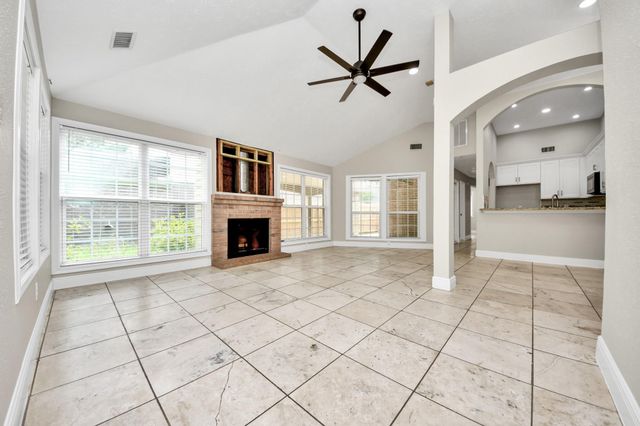 5039 E Pagewick Drive, Houston, TX 77041