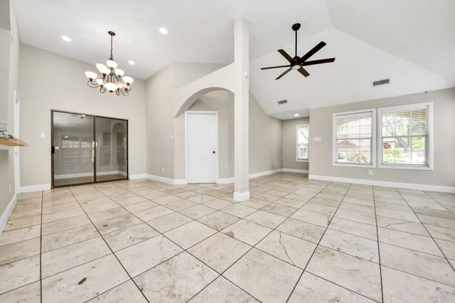 5039 E Pagewick Drive, Houston, TX 77041