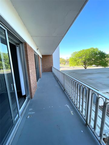 4924 Cobbs Drive 2B, Waco, TX 76710