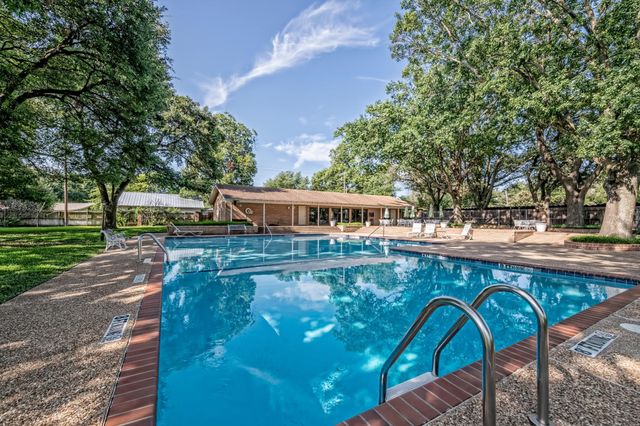 4924 Cobbs Drive 2B, Waco, TX 76710