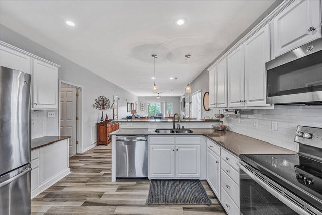 1137 Mariners WAY 44, Huddleston, VA 24104