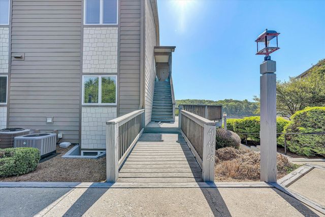 1137 Mariners WAY 44, Huddleston, VA 24104