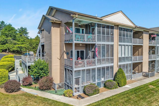 1137 Mariners WAY 44, Huddleston, VA 24104