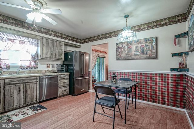 132 DARTMOUTH RD, Pennsville, NJ 08070