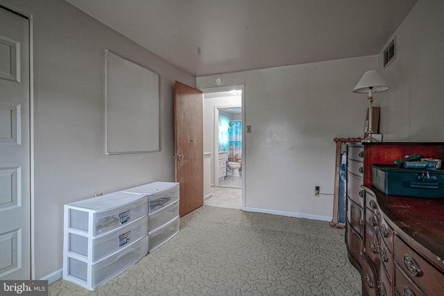 132 DARTMOUTH RD, Pennsville, NJ 08070