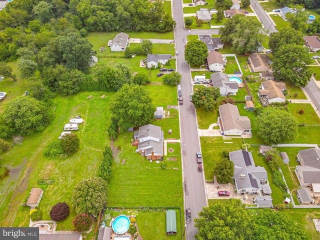 132 DARTMOUTH RD, Pennsville, NJ 08070