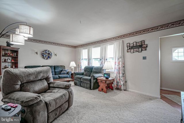 132 DARTMOUTH RD, Pennsville, NJ 08070