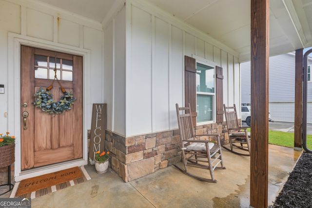 6352 Magnolia Station Drive, Lula, GA 30554