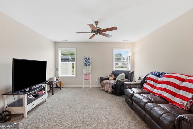 6352 Magnolia Station Drive, Lula, GA 30554