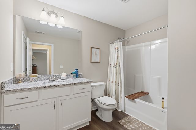 6352 Magnolia Station Drive, Lula, GA 30554